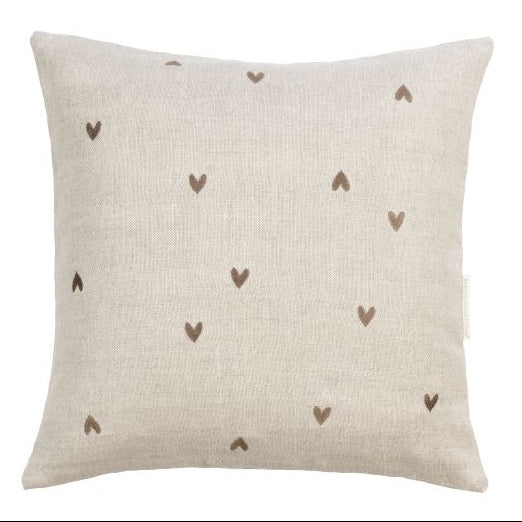 Bastion Collections – Kissenhülle 50×50 cm – Natur / mit Herzen – 100 % Leinen