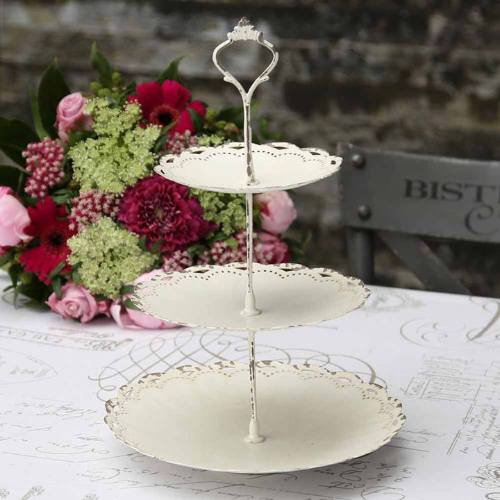 Chic Antique - Etagere mit Spitzenkante 3 Etagen