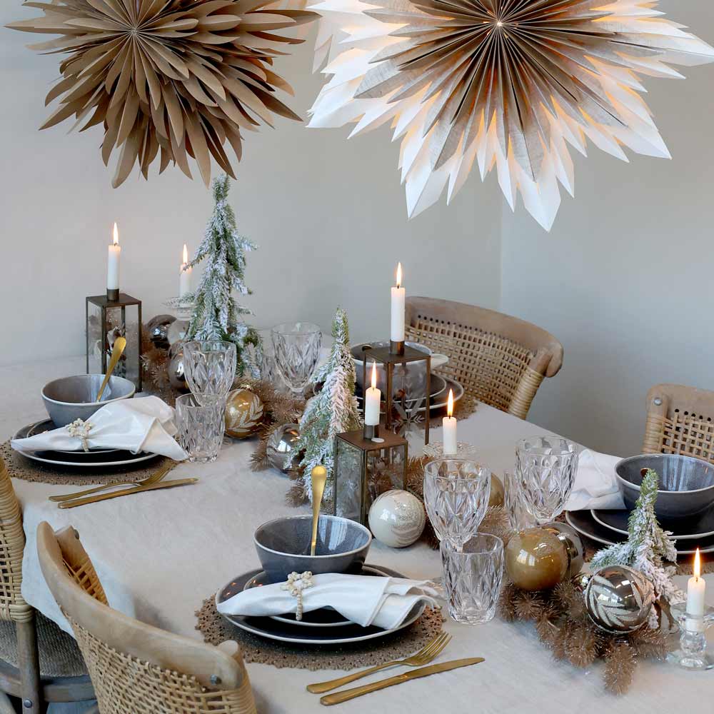 Chic Antique - Fleur Tannenbaum mit Schnee