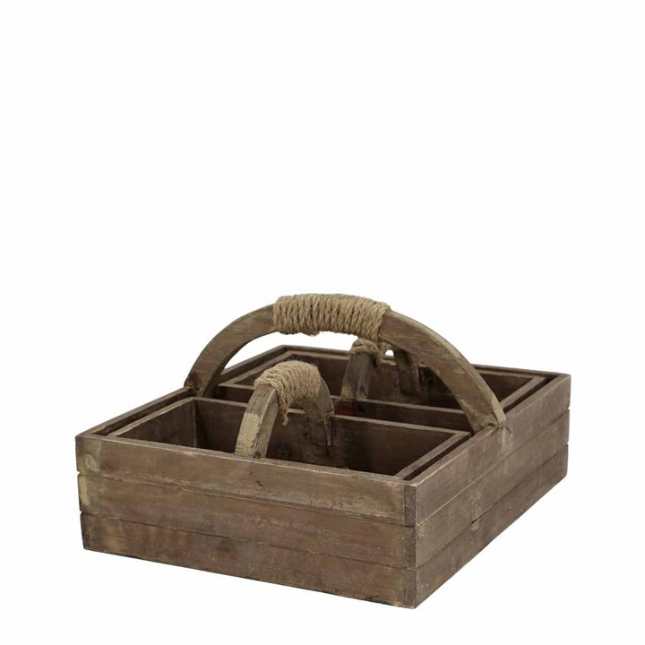 Der Chic Antique Caddy verfügt über ein rustikales Design mit einem seilumwickelten Griff und vier Fächern.