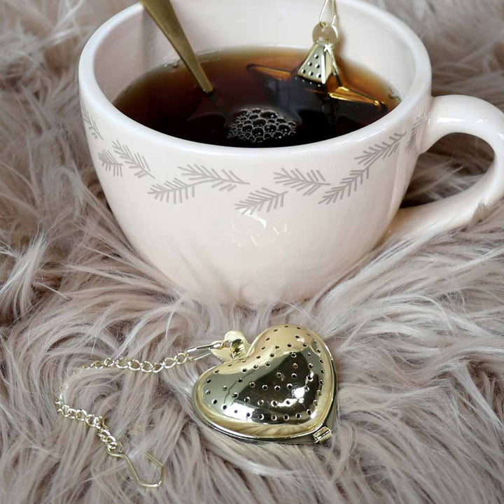 Chic Antique - Teesieb Herz mit Haken gold