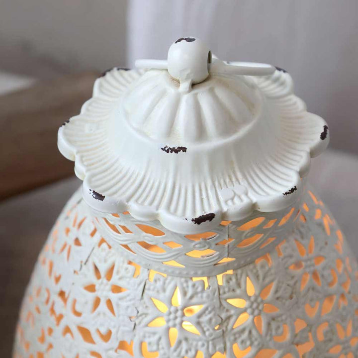 Chic Antique – Laterne mit Muster antique creme