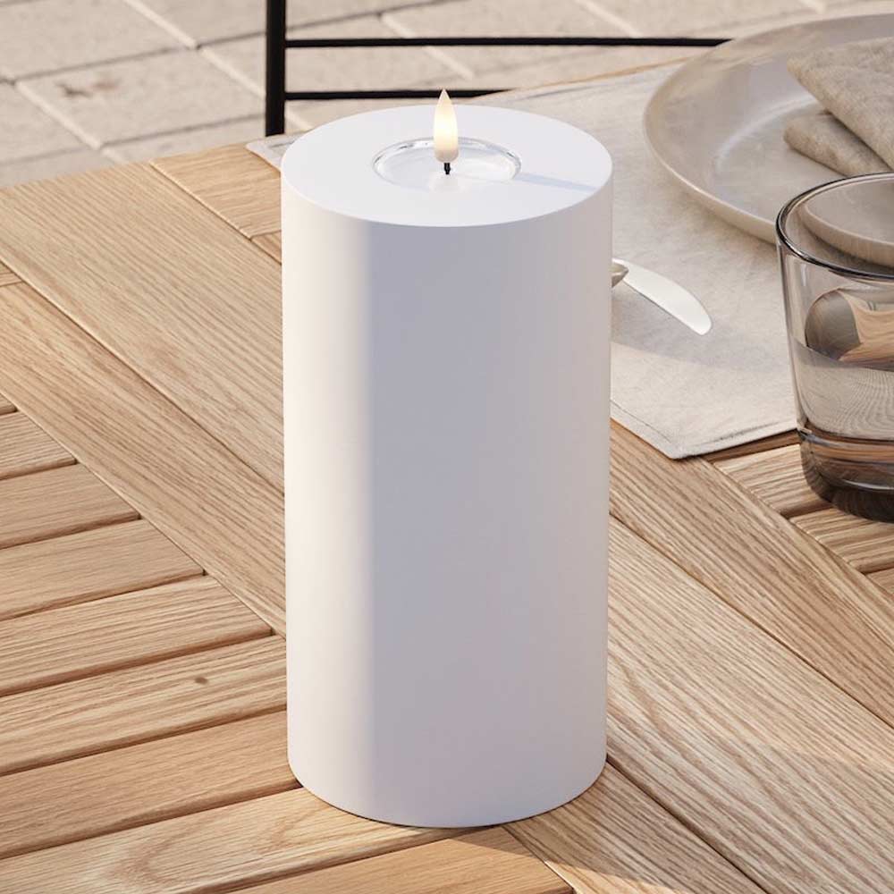 Deluxe Homeart - Outdoor Stumpenkerze LED Weiß (10x20cm)
