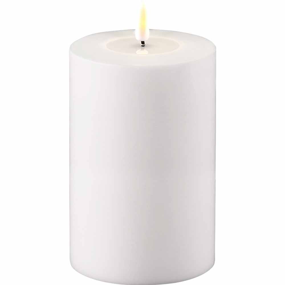 Deluxe Homeart - Outdoor Stumpenkerze LED Weiß (5x7,5cm)