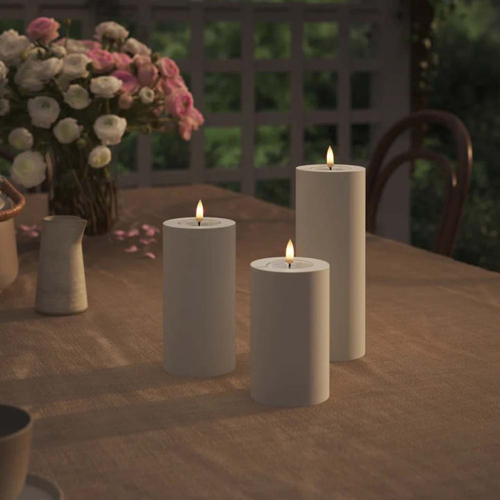 Deluxe Homeart - Outdoor Stumpenkerze LED Weiß (10x10cm)