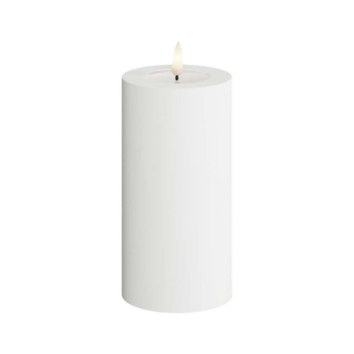 Deluxe Homeart - Outdoor Stumpenkerze LED Weiß (7,5x15cm)