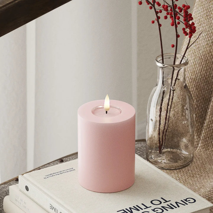 Deluxe Homeart - Stumpenkerze LED Hell Rosa (7,5 × 10 cm)