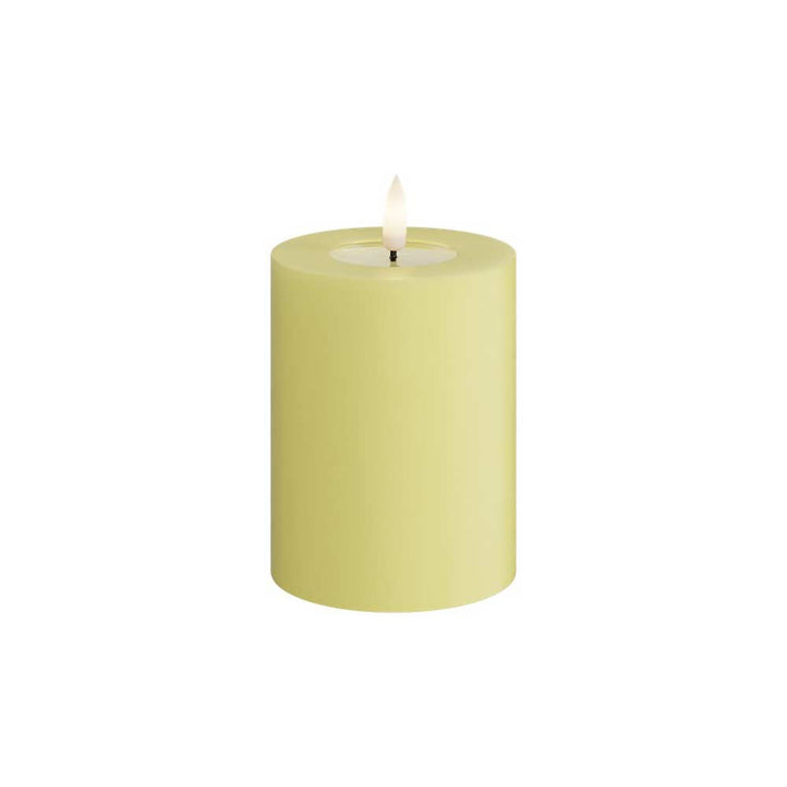 Deluxe Homeart - Stumpenkerze LED Hellgelb (7,5x10cm)