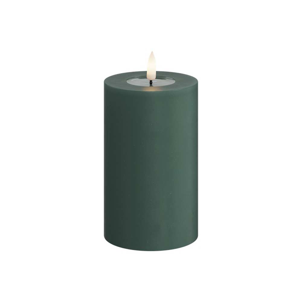 Deluxe Homeart - Stumpenkerze LED Jadegrün (7,5x12,5cm)