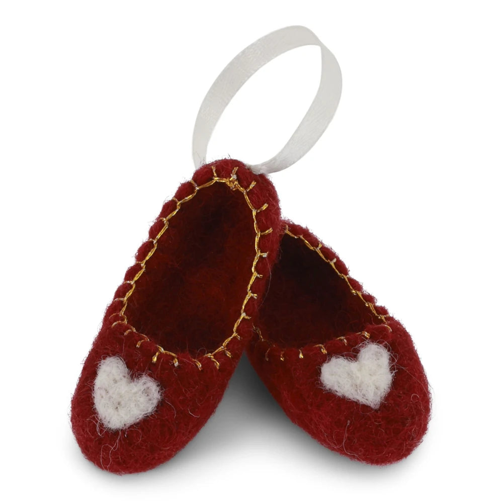 Gry & Sif - Ballerinaschuhe mit Herz - Rot mit goldener Stickerei