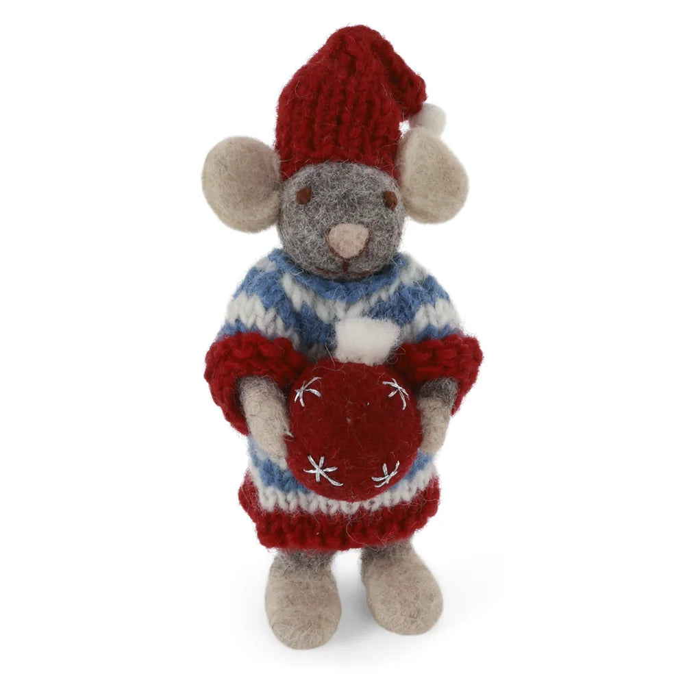 Gry & Sif – Kleine graue Mädchenmaus im Kleid mit Weihnachtskugel