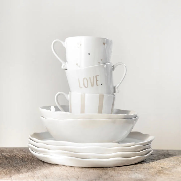 Bastion Collections - Tasse mit Herzchen-Muster