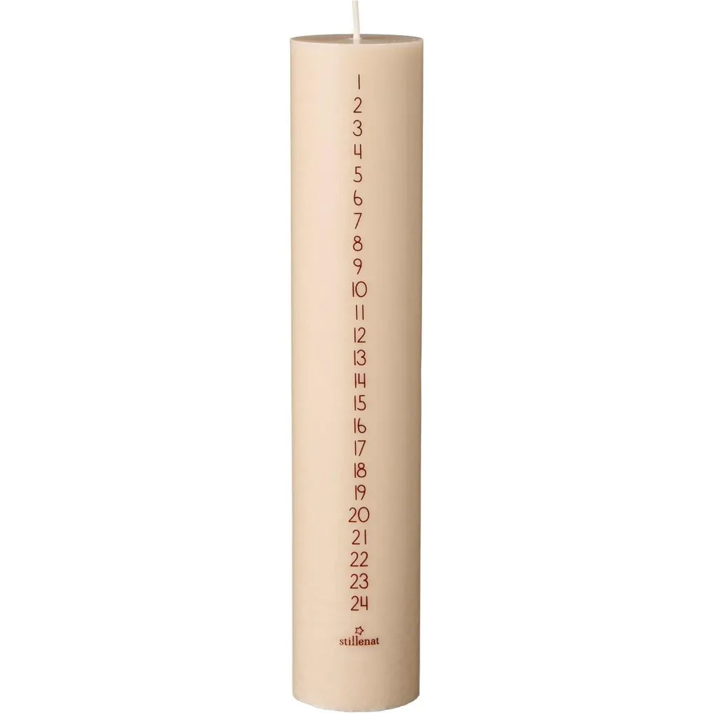 Ib Laursen - Weihnachtskerze 1-24 graunatur mit rustic brown Zahlen Stearin
