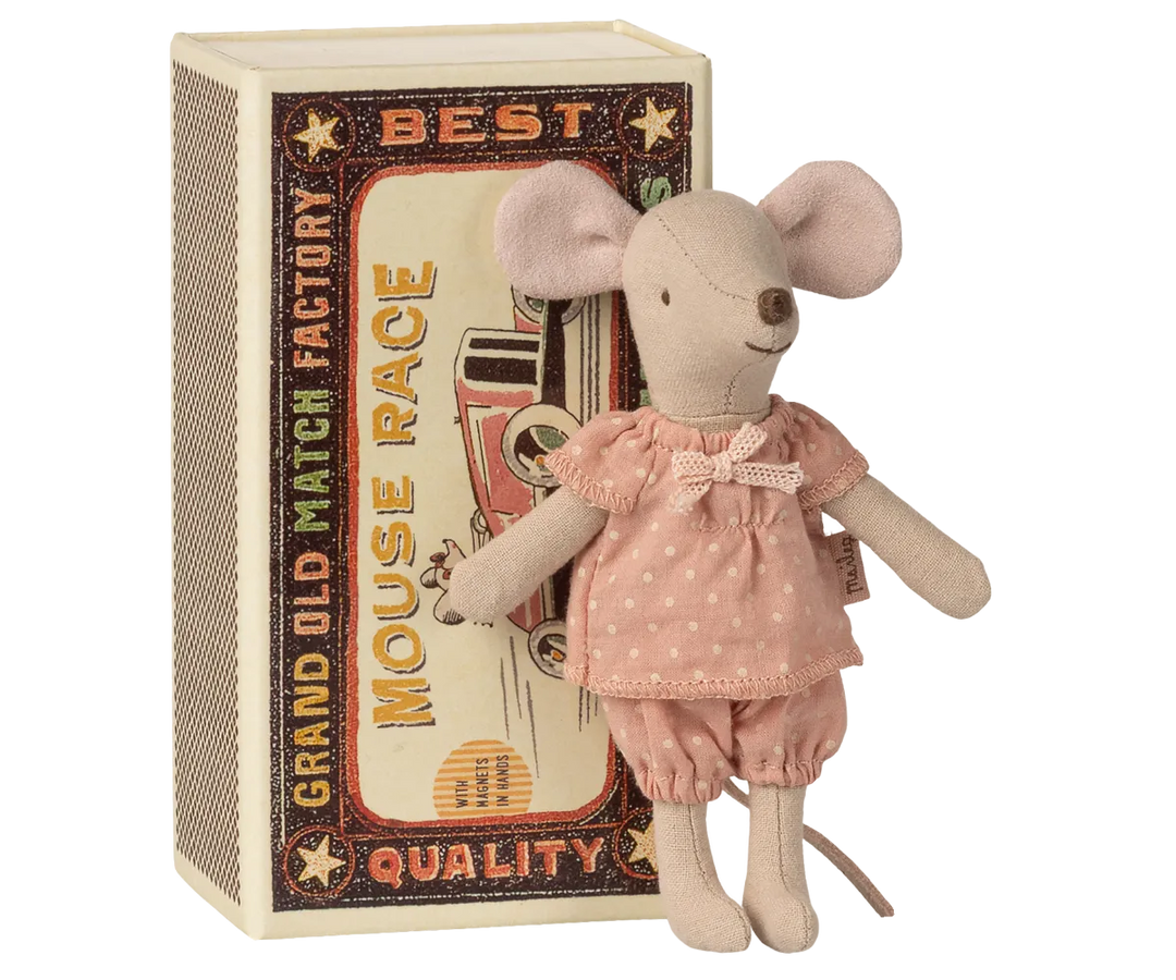 Maileg - Große Schwester Maus in Streichholzschachtel
