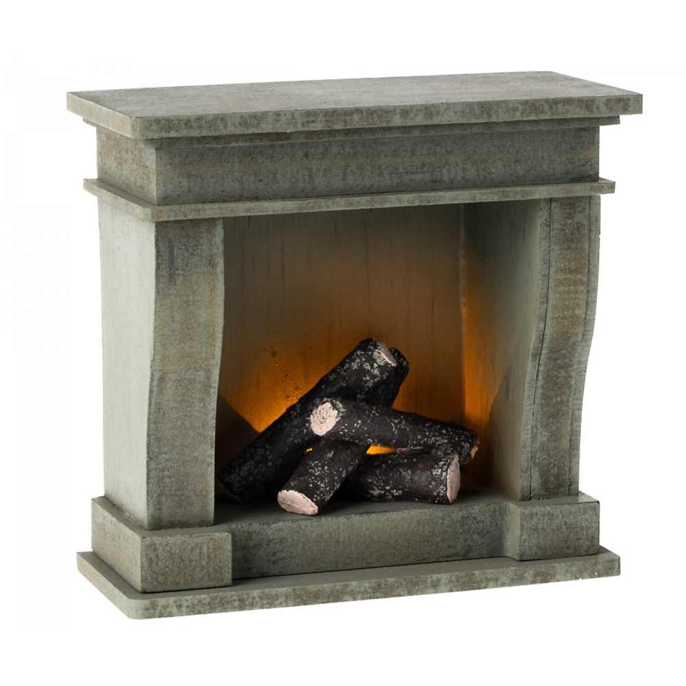 Maileg - Kamin groß mit leuchtendem Feuer