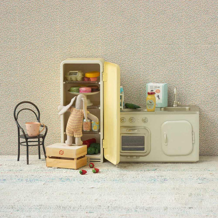 Maileg - Puppenhaus Kühlschrank Retro Hase