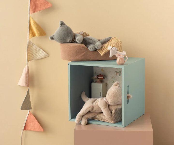 Maileg - Schlafendes Plüschkätzchen Klein Cream Peach