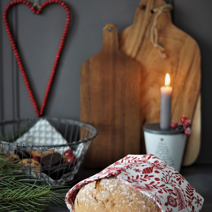 Krasilnikoff - Anhänger mit Holzperlen Herz medium rot