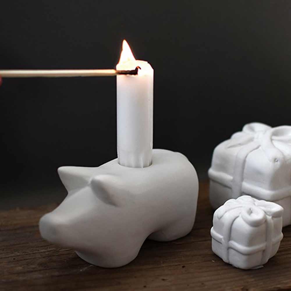 Storefactory - Hubert White candlestick