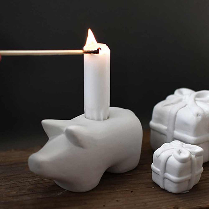 Storefactory - Hubert White candlestick
