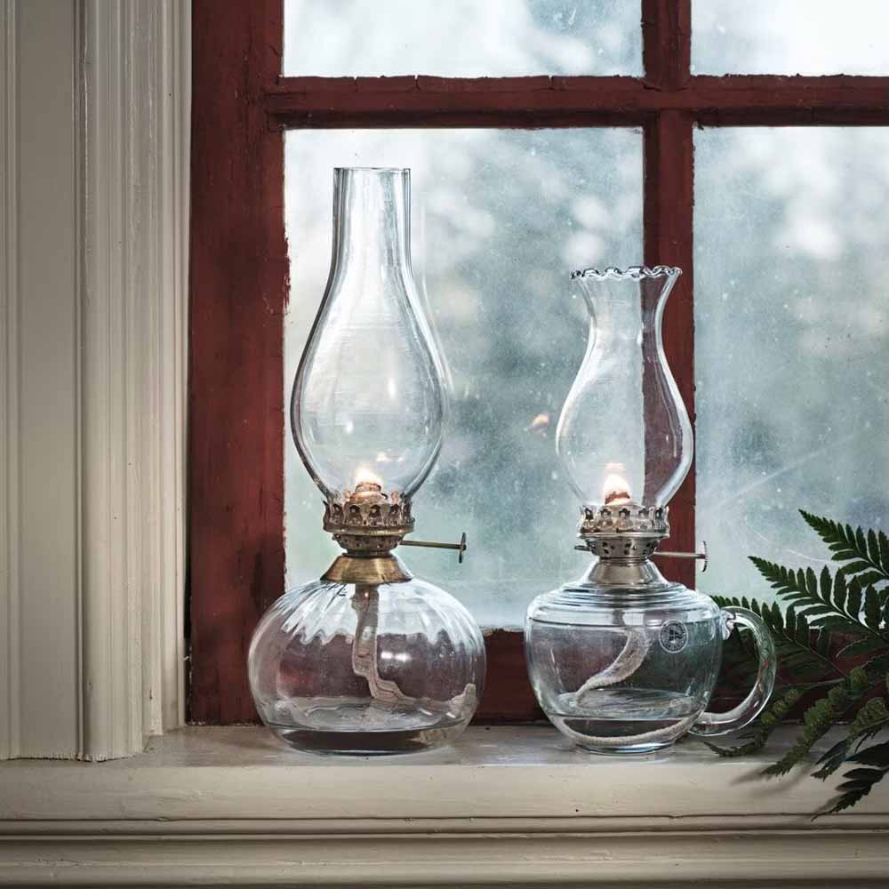 Strömshaga - Petroleumlampe Elisabeth rund Antik Messing