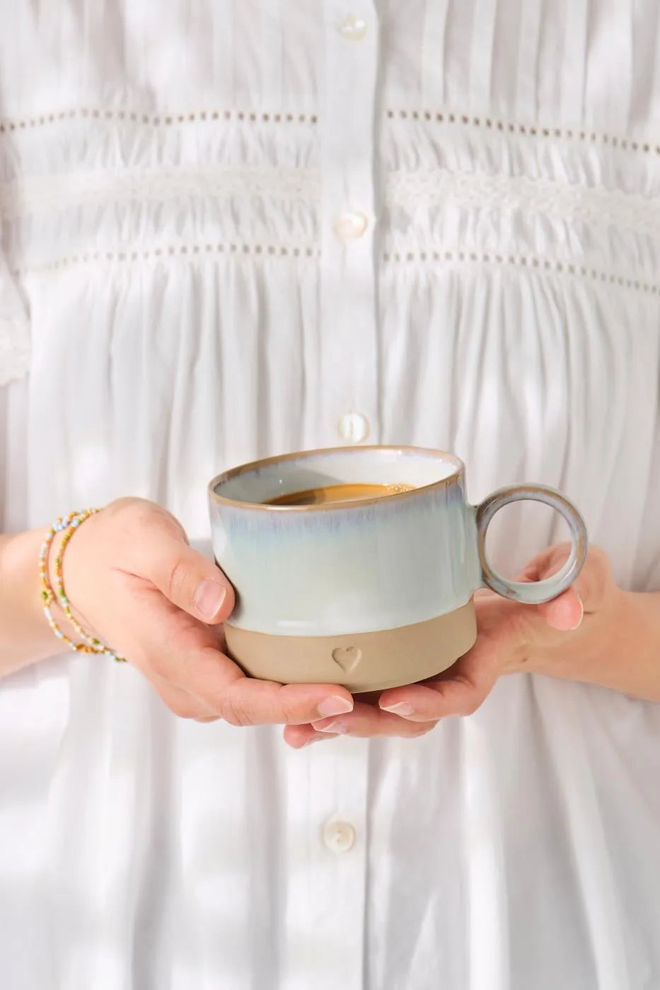 Ib Laursen - Tasse mit Henkel Heart mattbrauner Ton mit hellblauer Kante