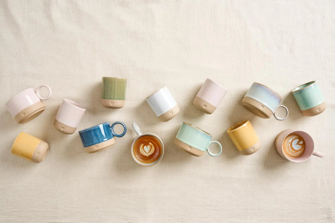 Ib Laursen - Tasse mit Henkel Heart mattbrauner Ton mit rosa Kante