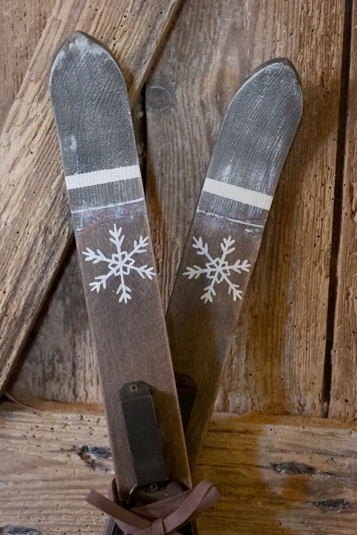 Chic Antique Weihnachtsdeko Ski Kiefernholz Vintage