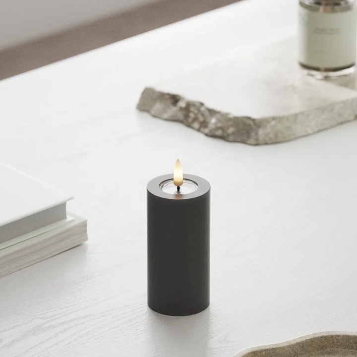 Deluxe Homeart LED Kerze Blockkerze Real Flame Grau