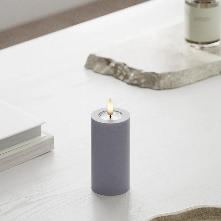Deluxe Homeart LED-Blockkerze Real Flame Mist Blue