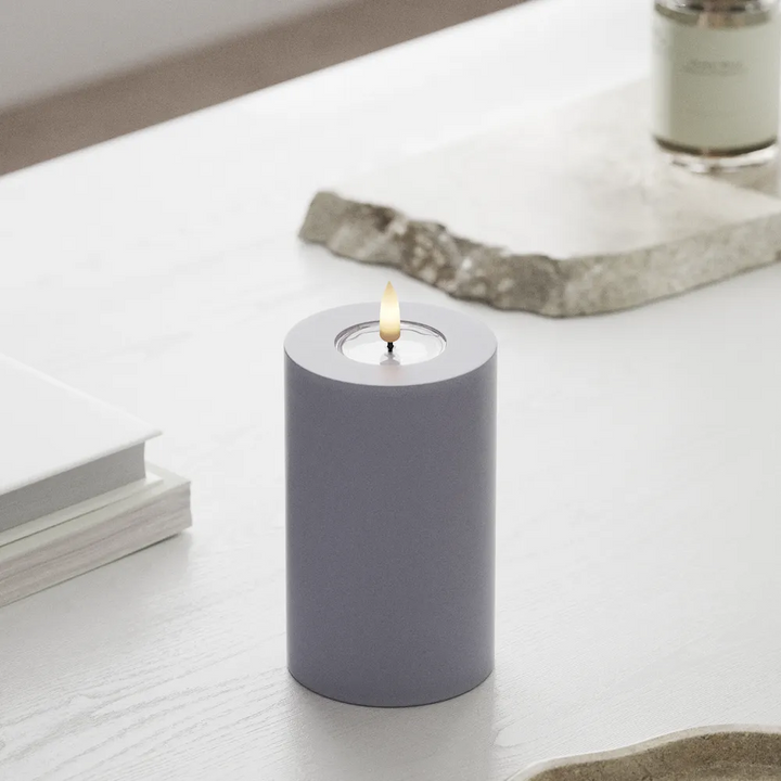 Deluxe Homeart LED-Blockkerze Real Flame Mist 7,5 cm