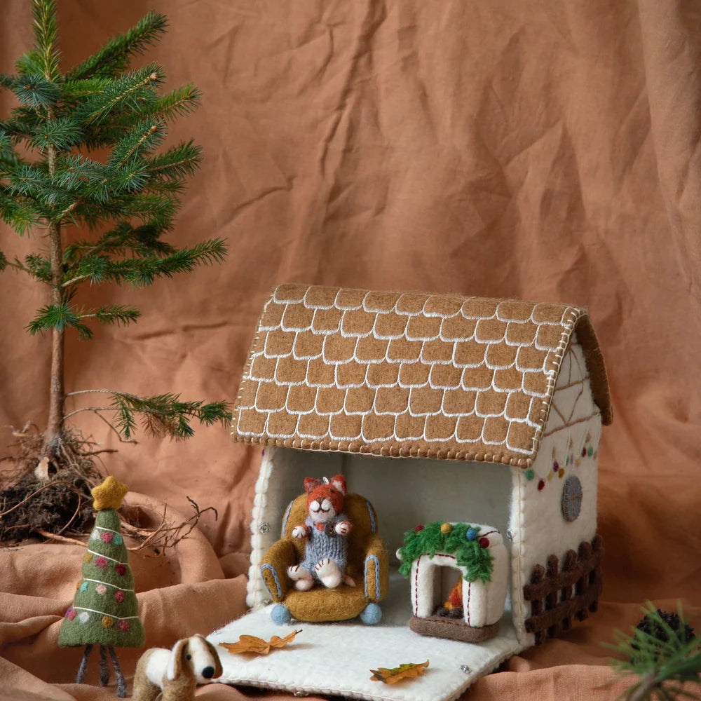 Gry & Sif – Kamin mit Girlande