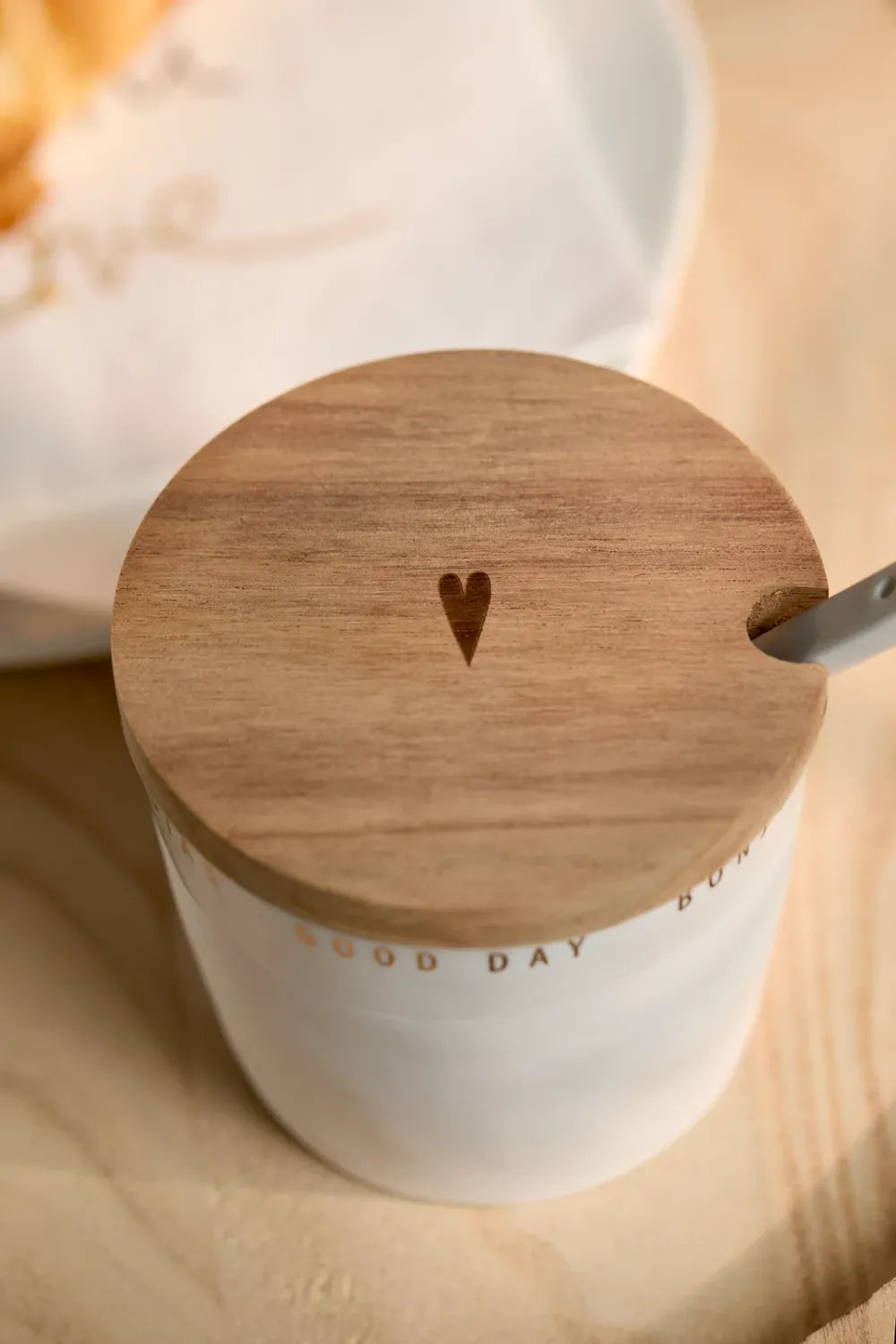 Räder Porzellandose mit Holzdeckel und Löffel