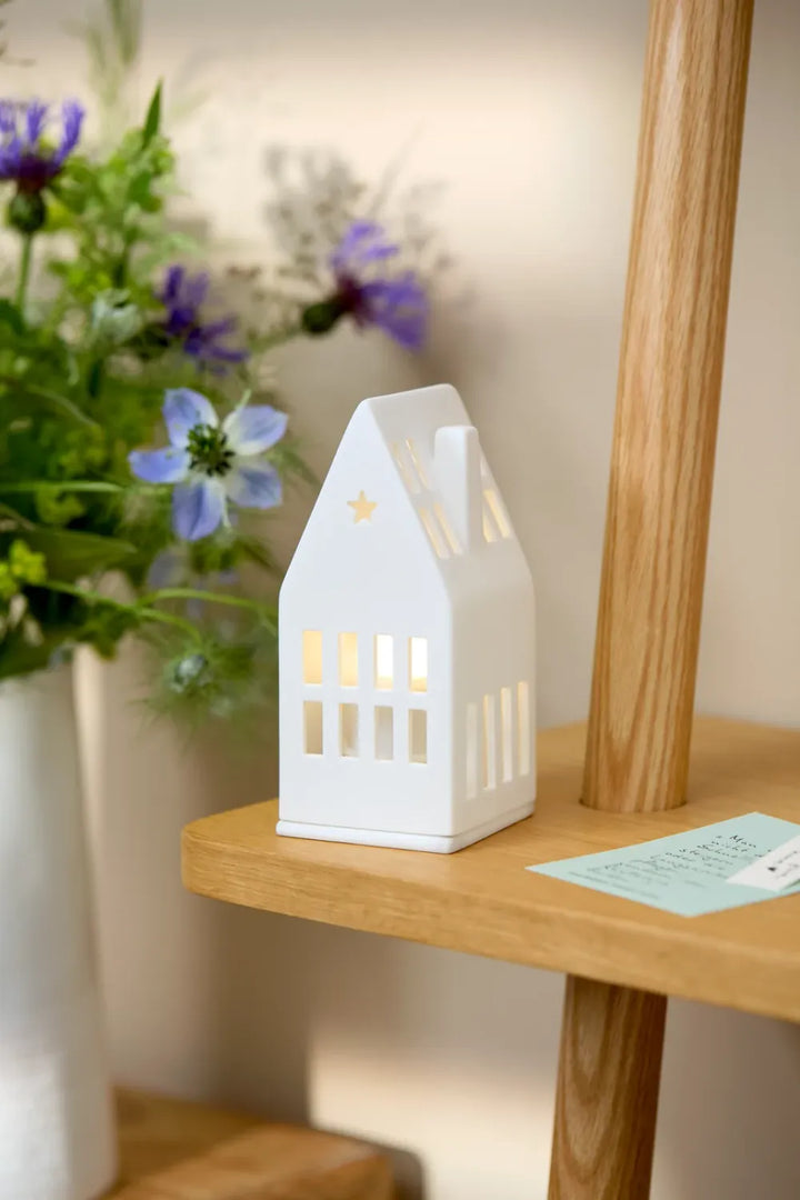Räder Lichthaus Mini Traumhaus Porzellan Weiß
