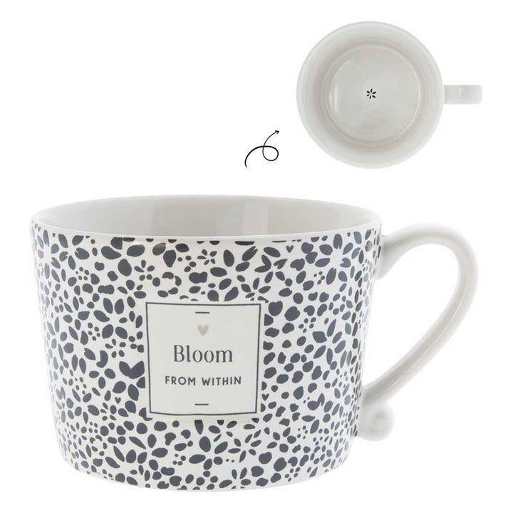 Bastion Collections - Tasse Bloom from within