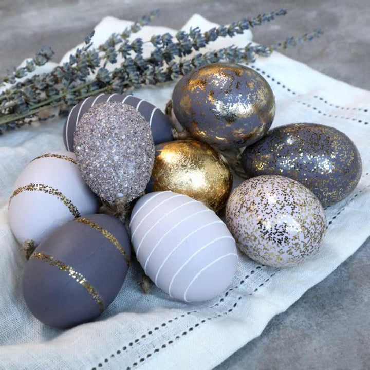 Chic Antique - Osterei lila mit Gold Glimmer Streifen