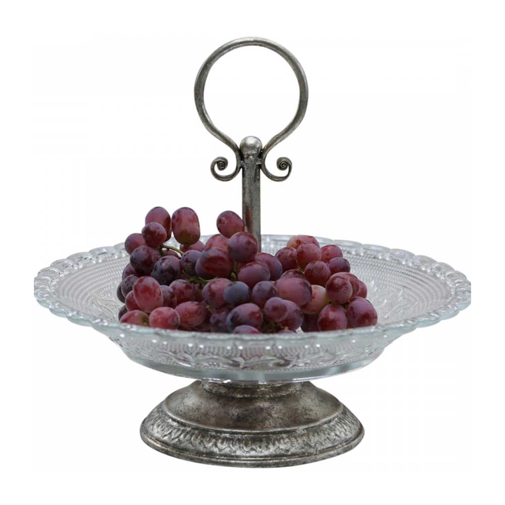 Chic Antique - Etagere mit einer Glasschüssel