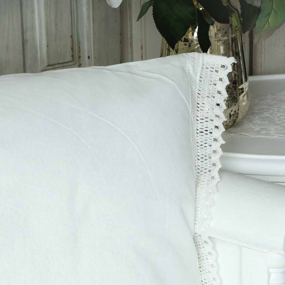 Chic Antique - Kissen mit Spitzenkante inkl. Füllung