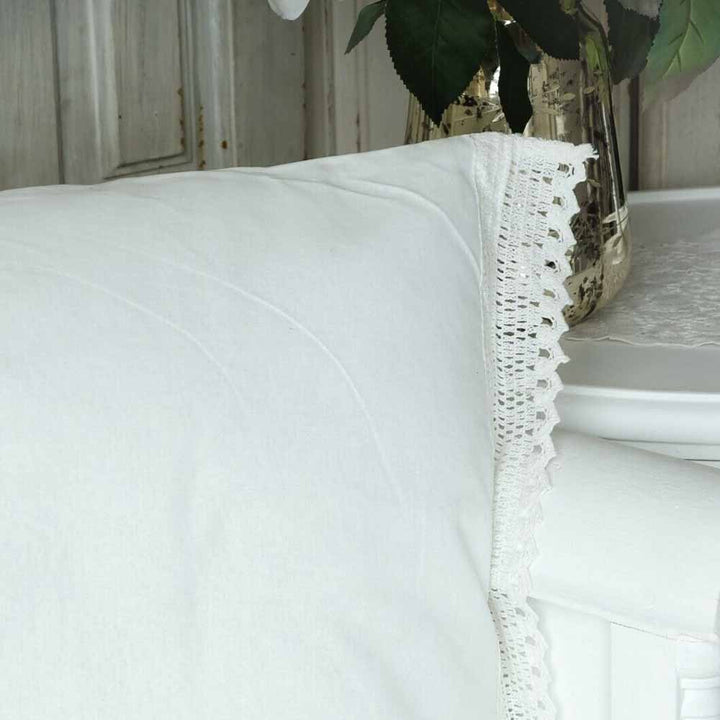 Chic Antique - Kissen mit Spitzenkante inkl. Füllung