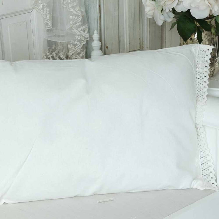 Chic Antique - Kissen mit Spitzenkante inkl. Füllung