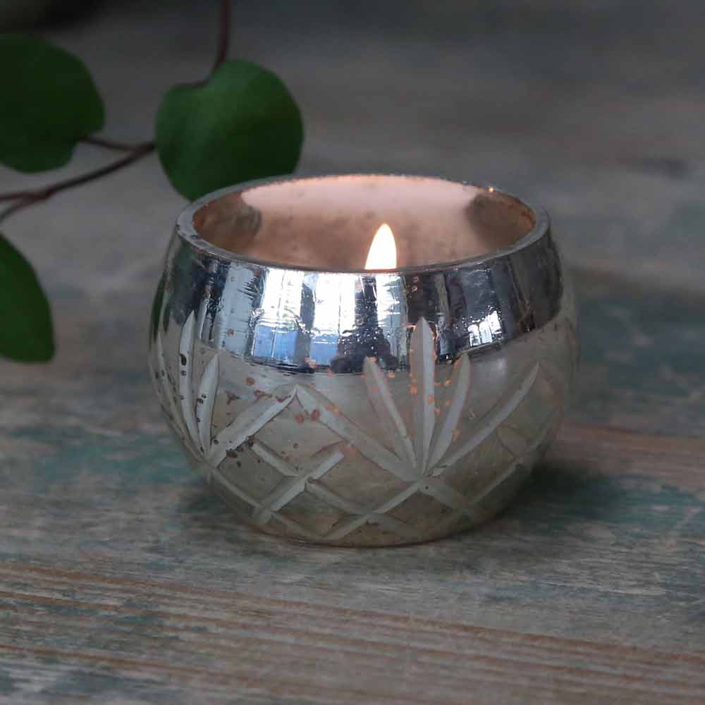 Chic Antique - Teelichthalter mit Karo Schliff