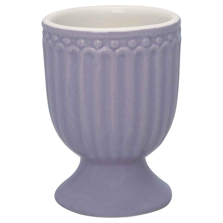 GreenGate - Alice Eierbecher in Pastellviolett mit dekorativer Außenseite.