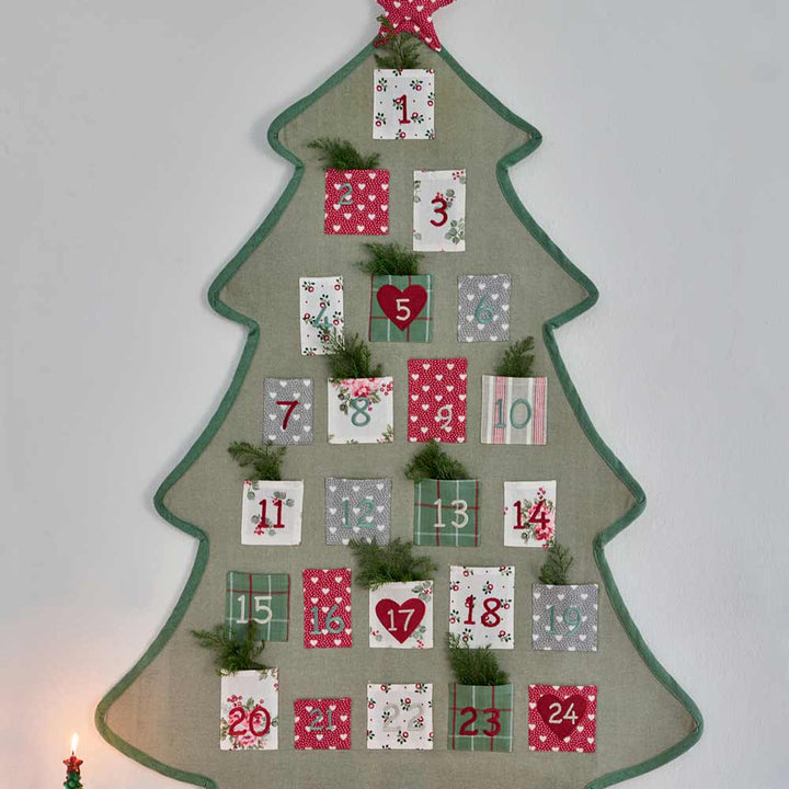 GreenGate - Charline Weihnachtskalender Tanne 1-24 white