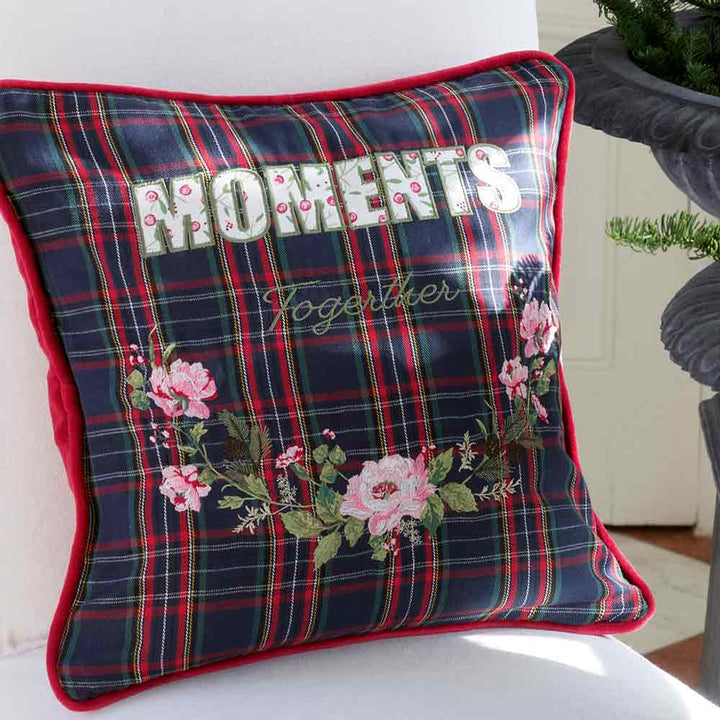 GreenGate - Dagmar moments Kissenbezug blue mit Stickerei 40 x 40 cm