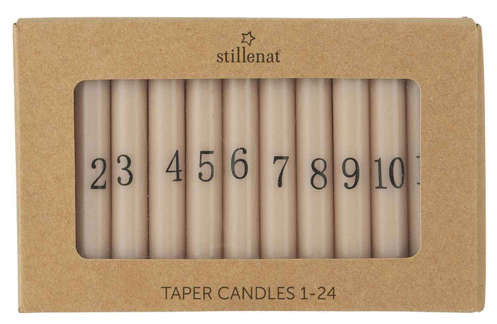 Ib Laursen -Tannenbaumkerzen 1-24 malva mit schwarzen Zahlen