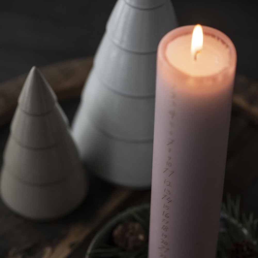 Ib Laursen - Adventskalender Kerze 1-24 rosa malva mit goldenen Zahlen