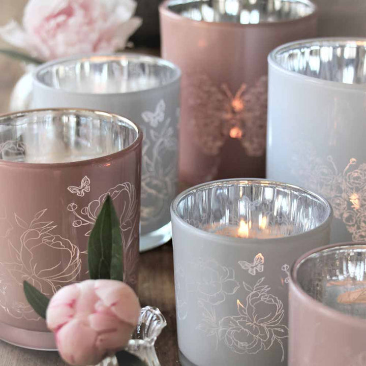 Majas Cottage - Peony Butterfly Teelichthalter klein weiß